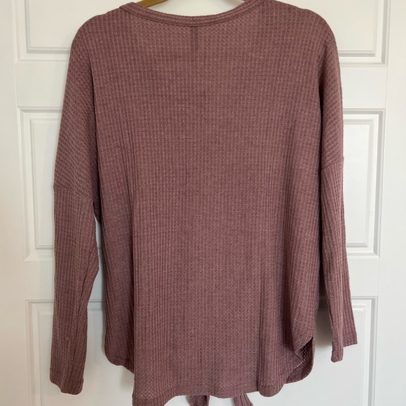 IWOLLENCE Women’s Dusty Rose Top Size Medium NWT - Picture 3 of 5